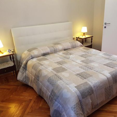 Appartamento Rosalba Асті Екстер'єр фото