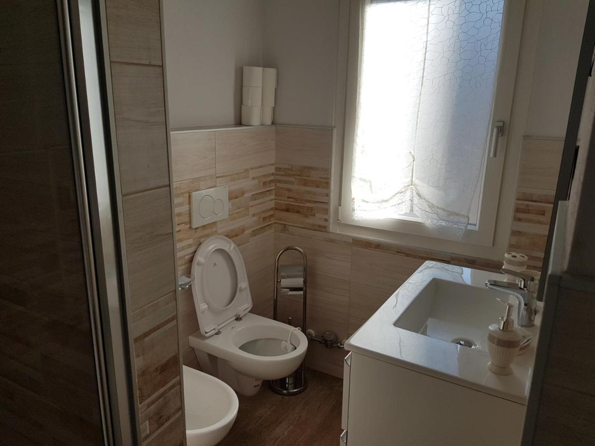 Appartamento Rosalba Асті Екстер'єр фото